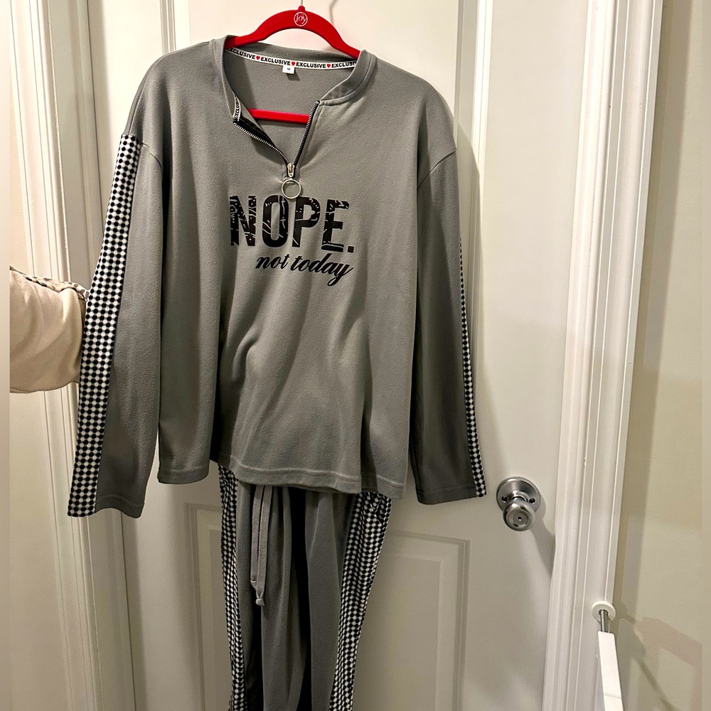 ‘Nope not today’ grey sweat set